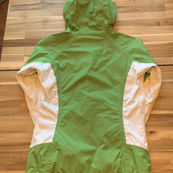 Women’s Columbia Omni Tech Hooded Green White Waterproof Jacket - Size Small - Picture 2 of 7